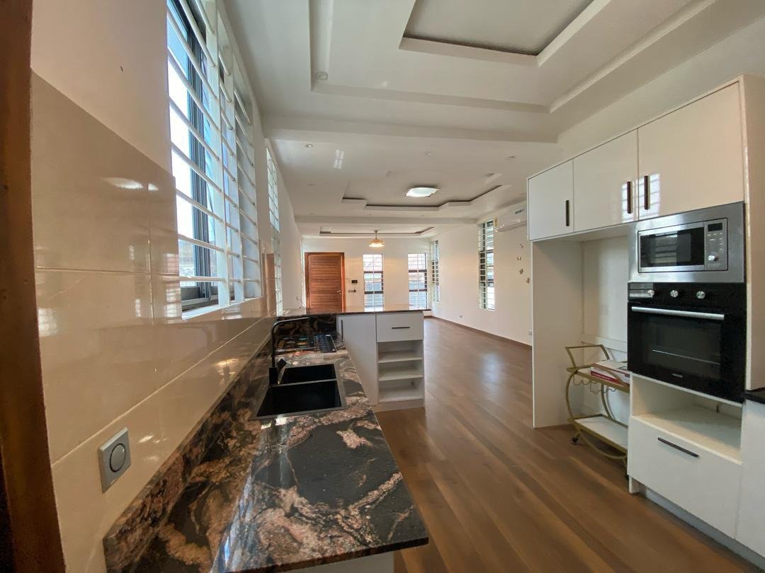 4 bedroom ensuite for rent
