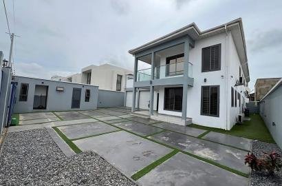 Luxury 5bedroom furnished house in Eastlegon