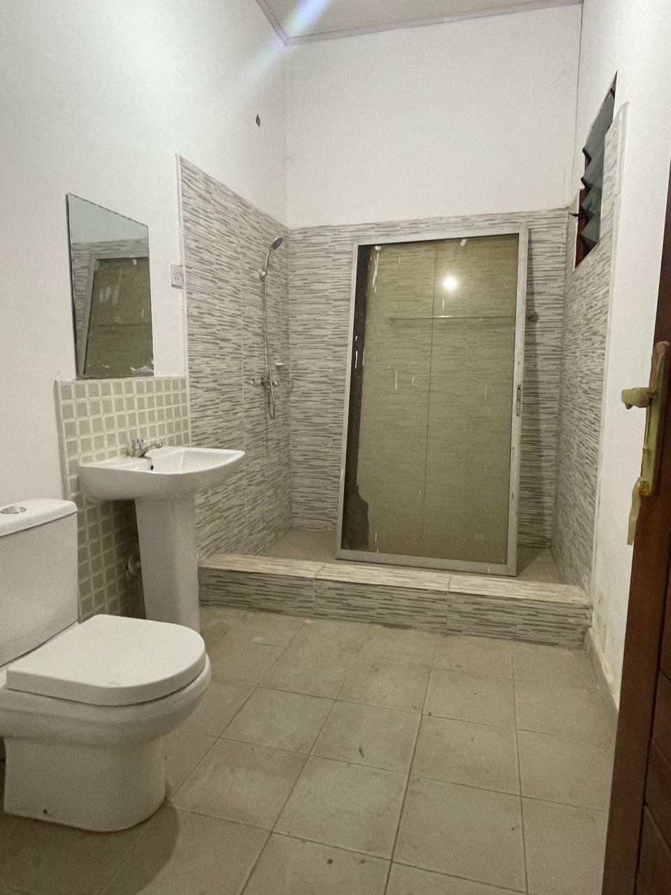 3 Bedrooms House For Rent @ Kwabenya