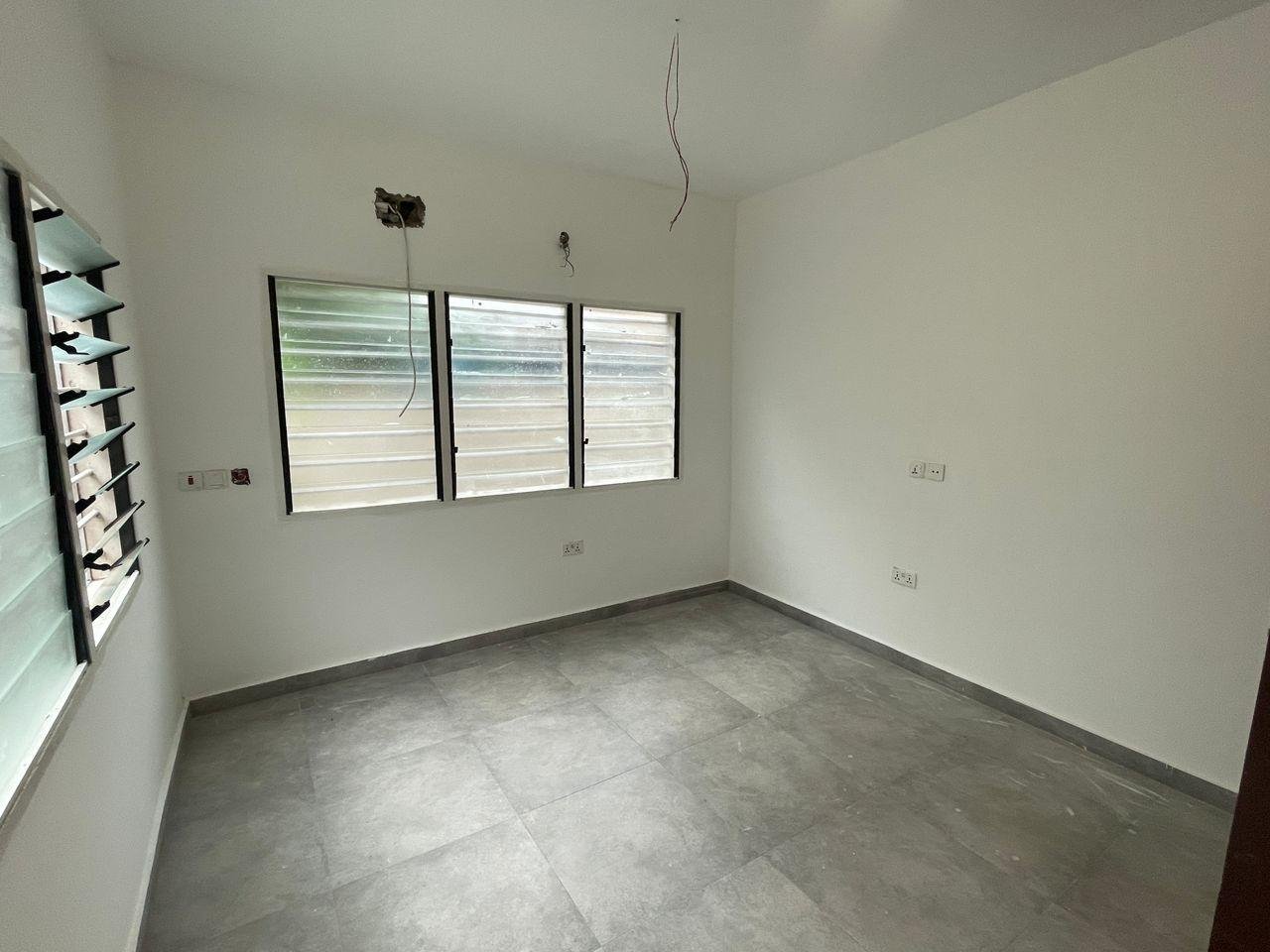 2 Bedrooms House For Rent @ Adjringanor