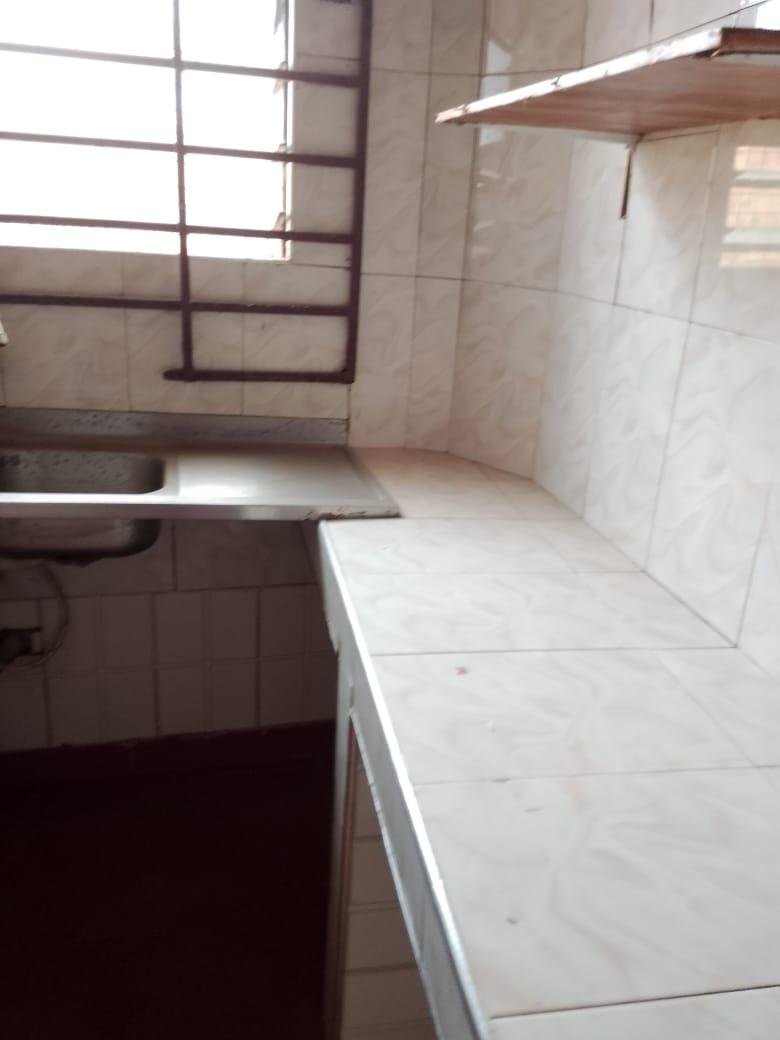 1 room self contained @ Ofankor barrier