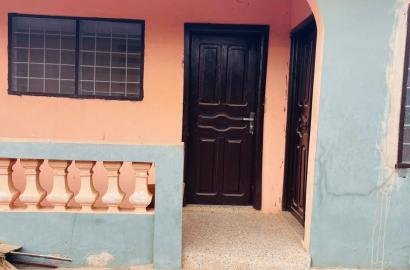2 bdrm selfc for rent at Achimota