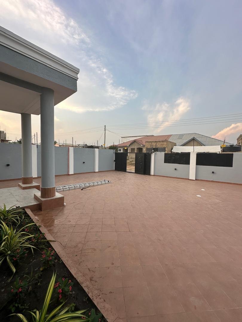 4-bedroom house at kasoa