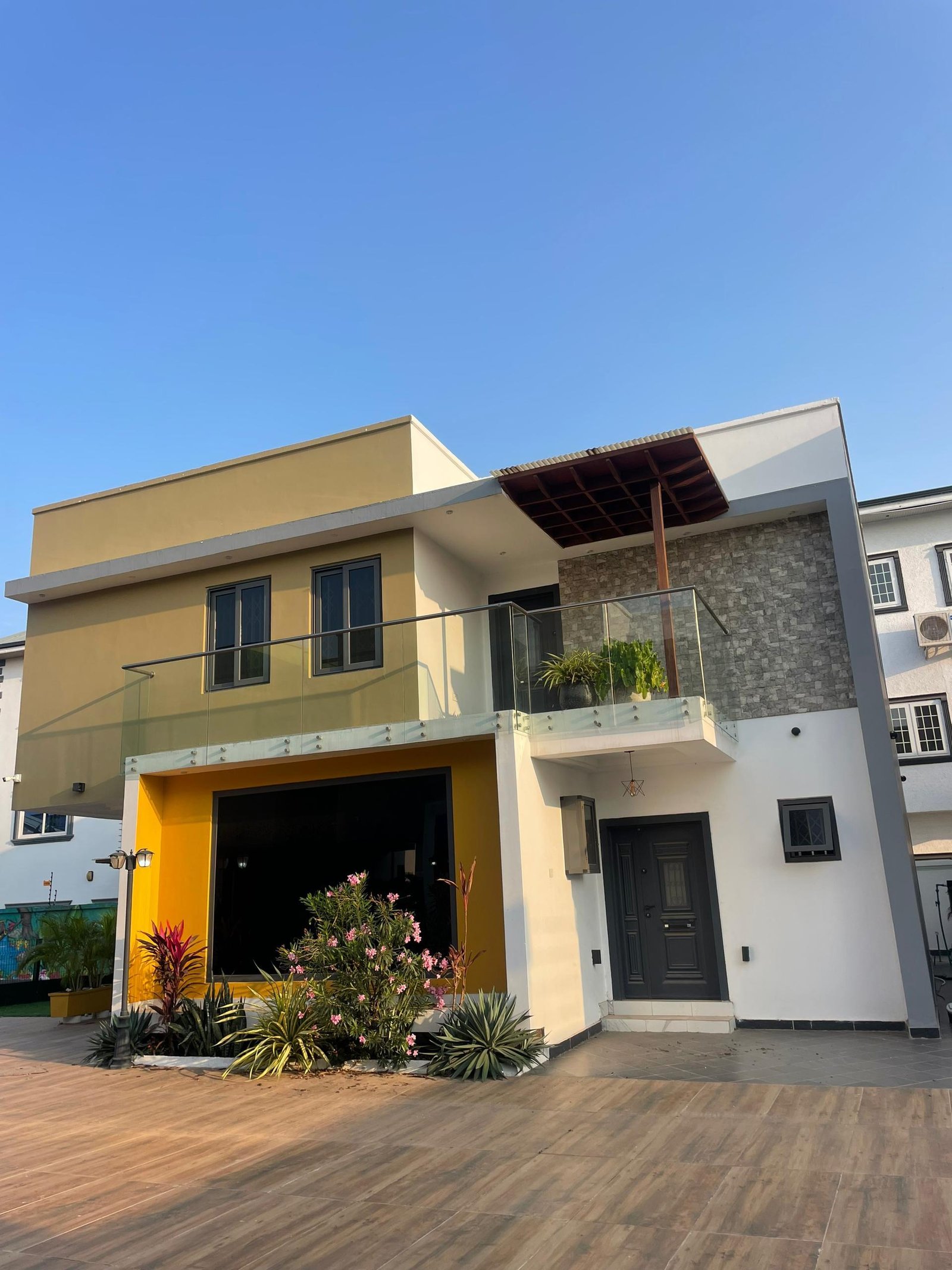 4 Bedroom Townhouses For Sale at Spintex