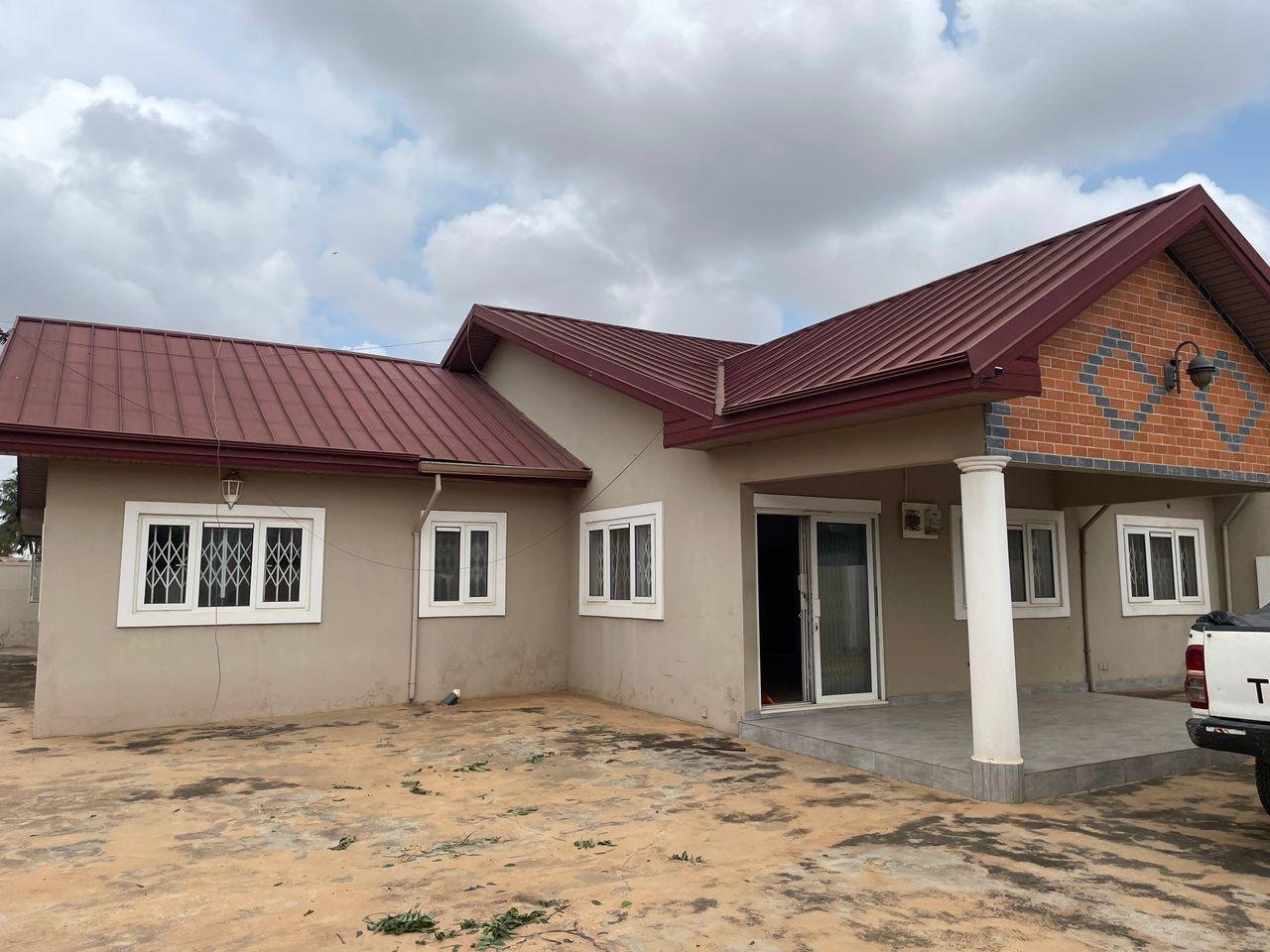 3bedroom ensuite self compound for rent at spintex