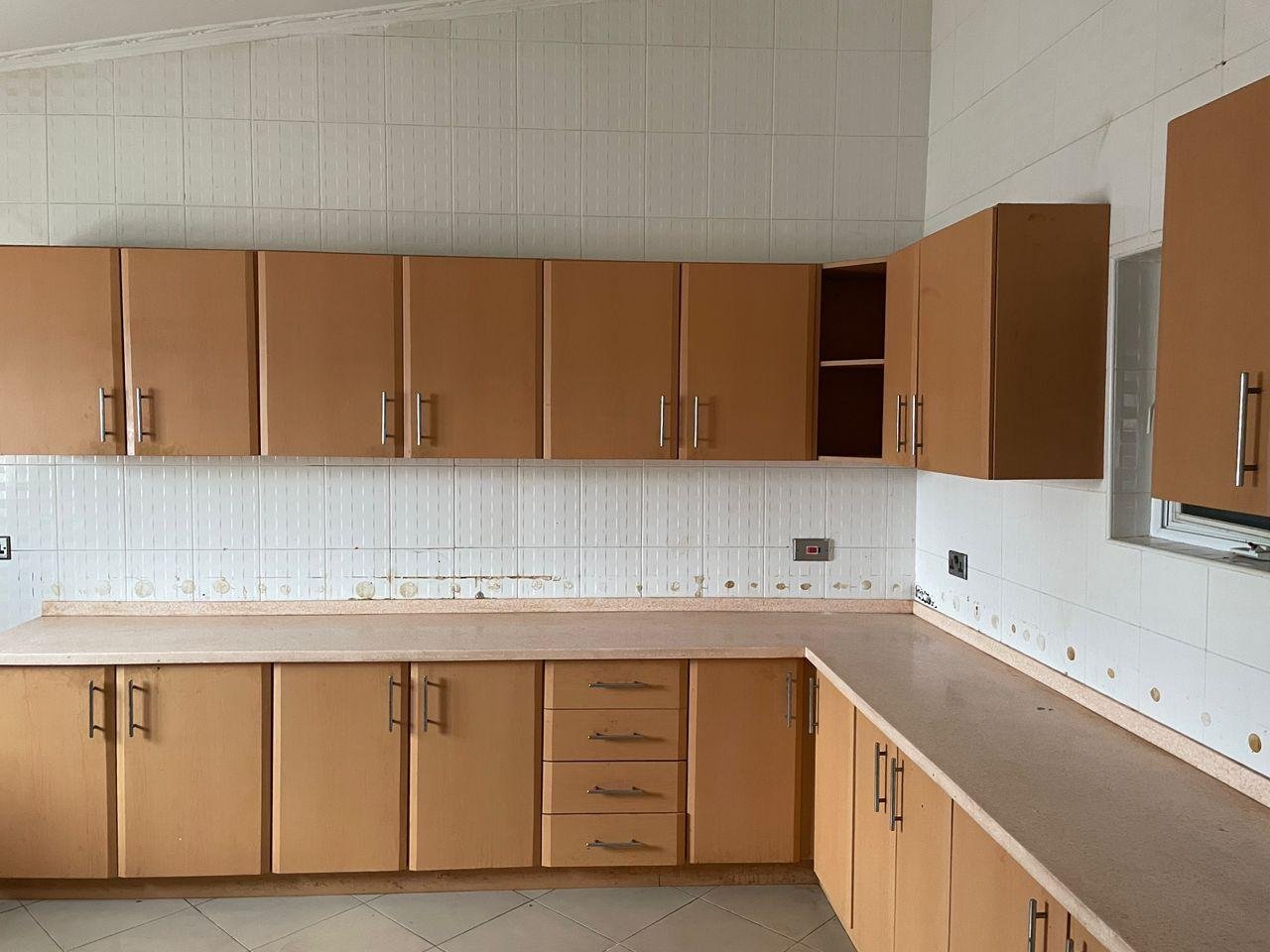 3bedroom ensuite self compound for rent at spintex