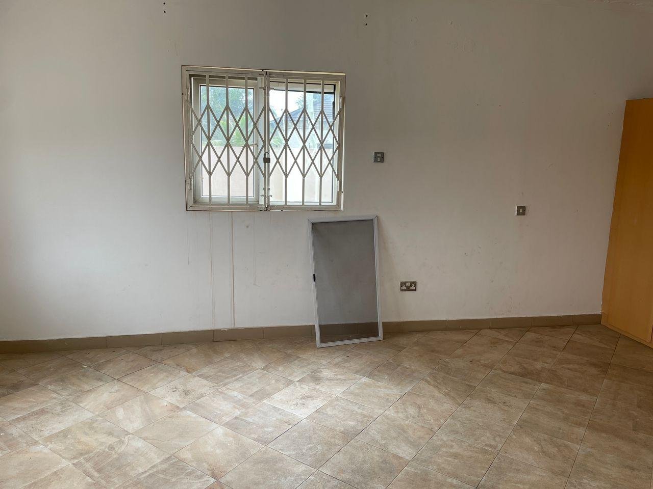 3bedroom ensuite self compound for rent at spintex