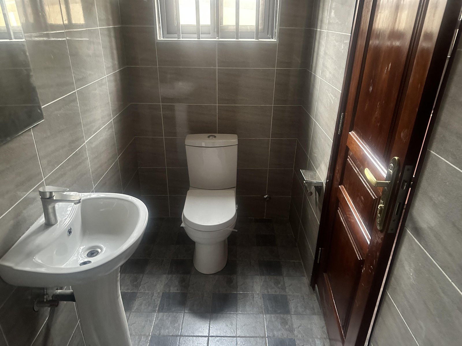 2 & 3 bedroom apartment for rent at Teshie