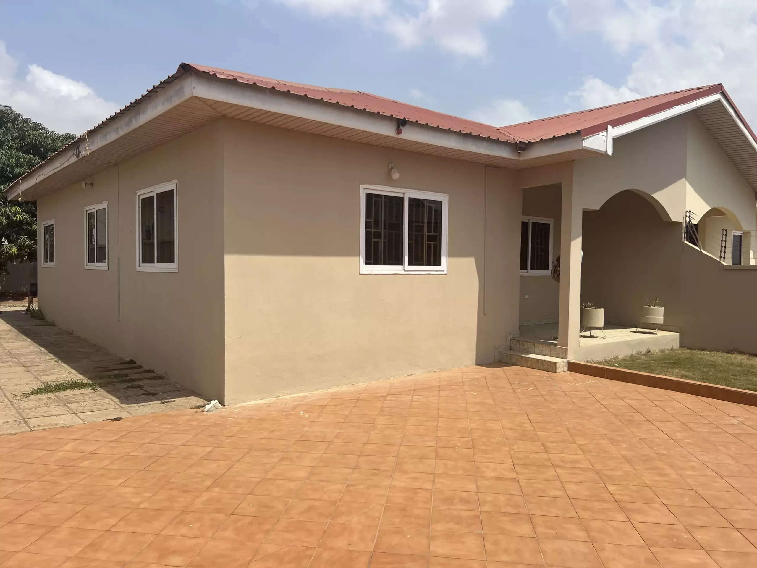 2 Bedroom House for rent at Devtraco estate