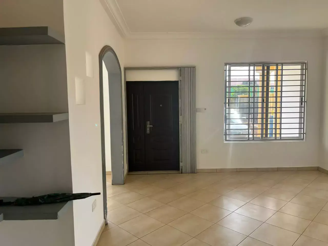 2 Bedroom apartments for rent at Dawhenya
