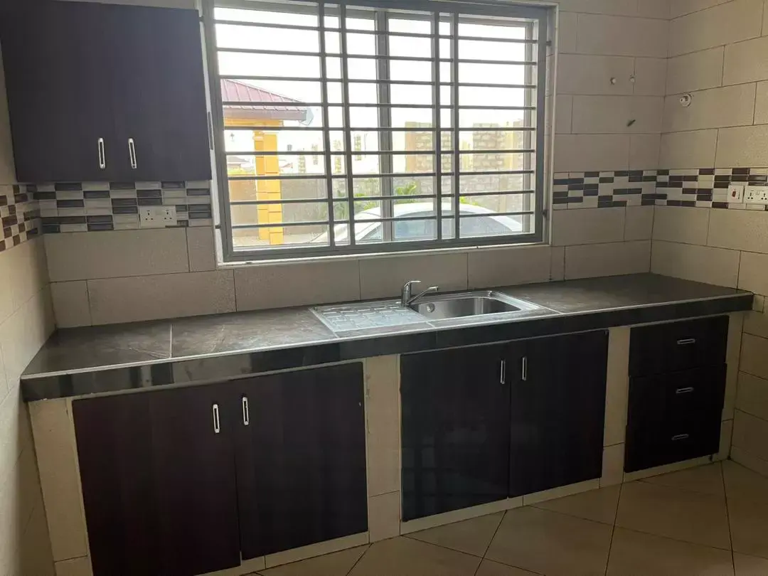 2 Bedroom apartments for rent at Dawhenya