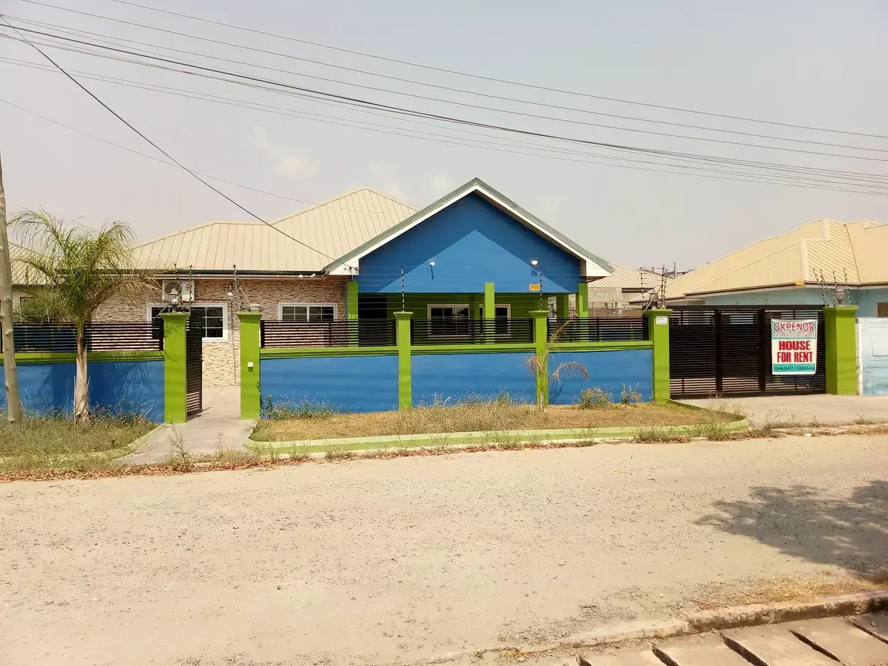 2 Bedroom House for rent at Tema community 25