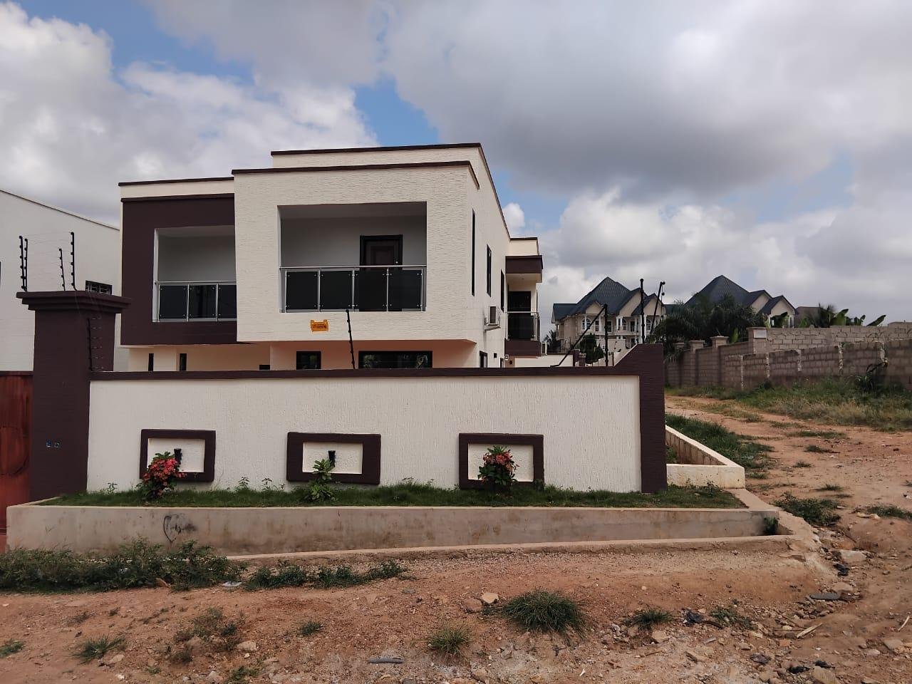 5 bedroom house