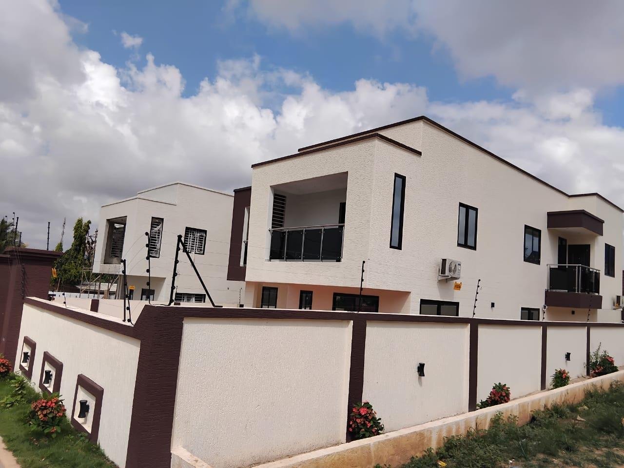 5 bedroom house