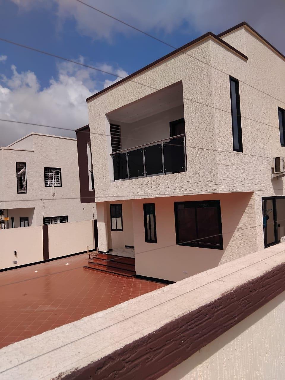 5 bedroom house