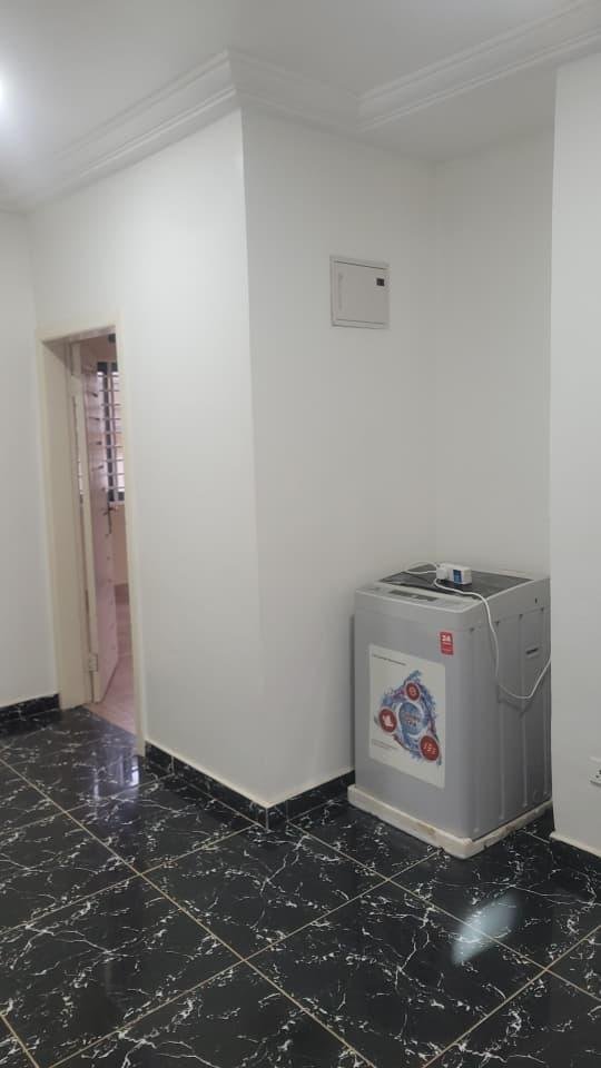 3 bedroom house Located at Lakeside Estates