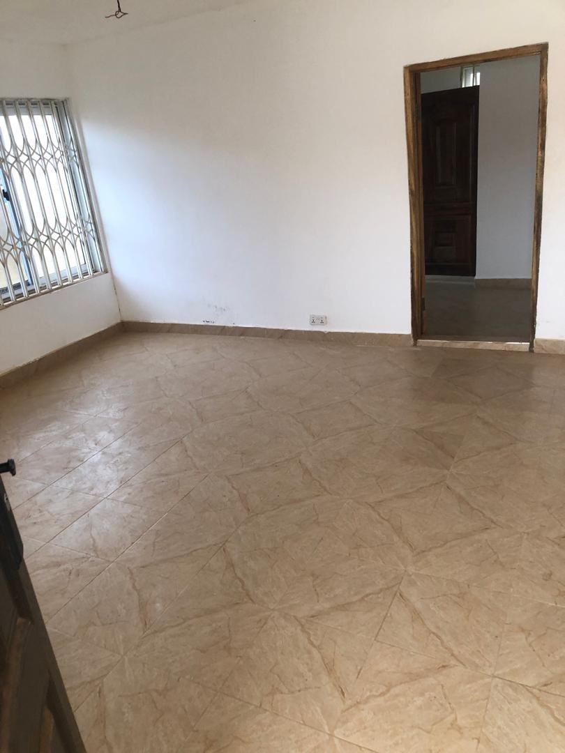 Chamber and hall self contained for rent at oyibi Ashfoam.