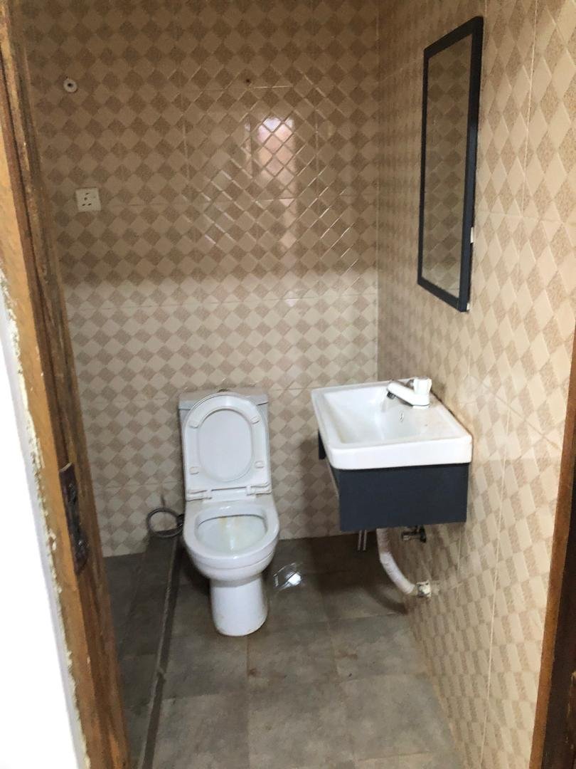 Chamber and hall self contained for rent at oyibi Ashfoam.