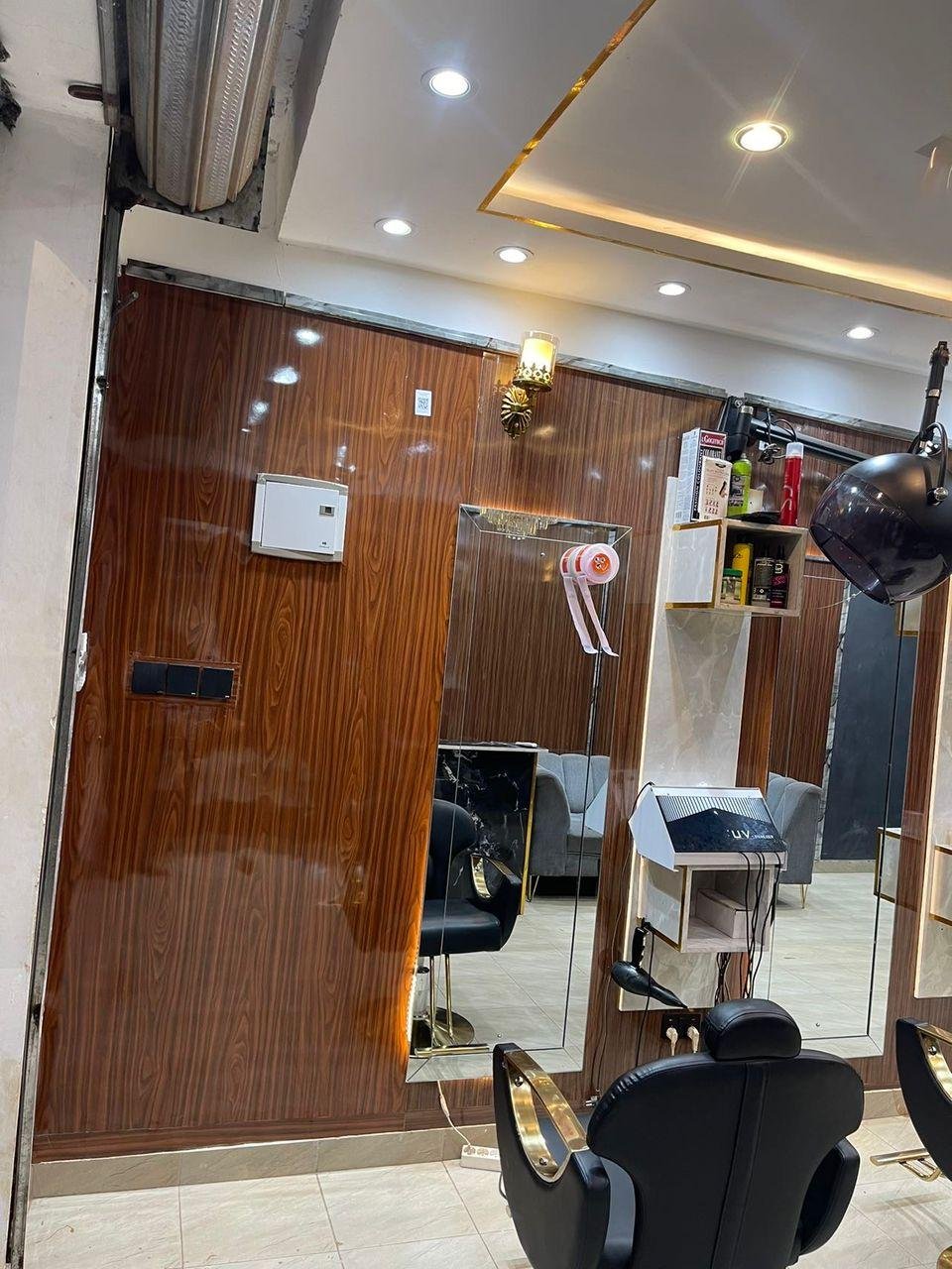 Hair Styling Shop for Rent