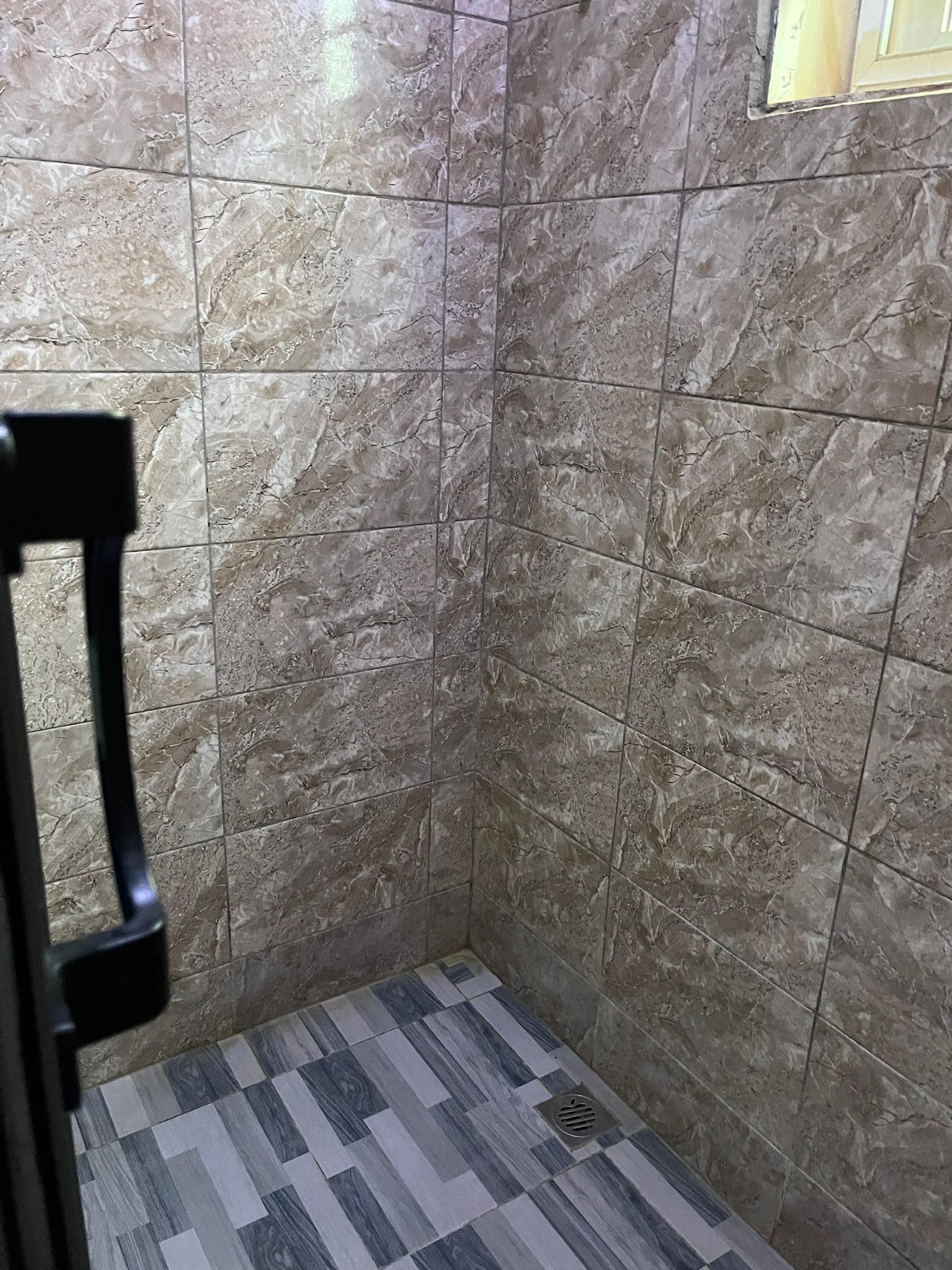 4-Bedroom Guesthouse for Sale – Pantang