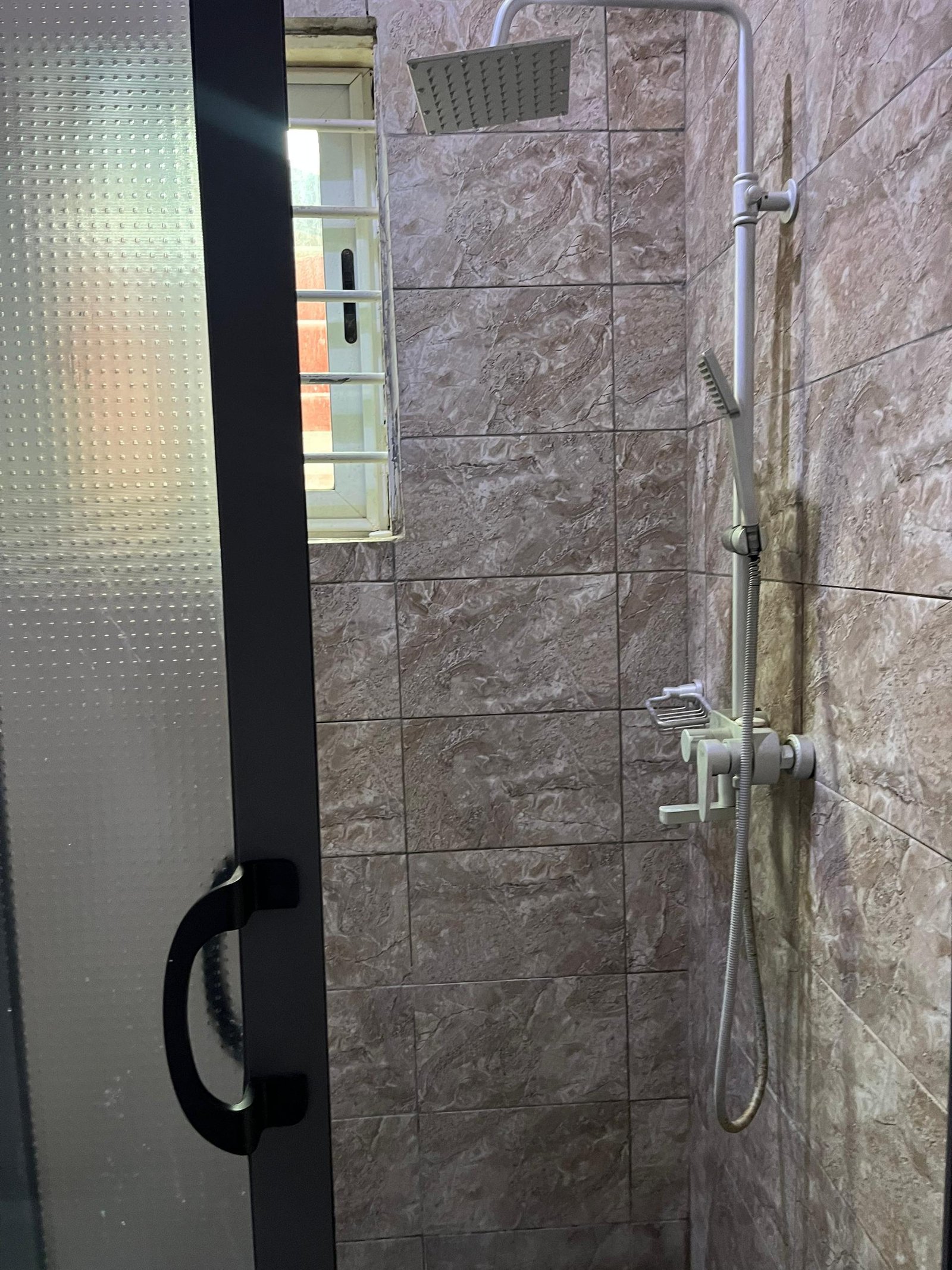 4-Bedroom Guesthouse for Sale – Pantang