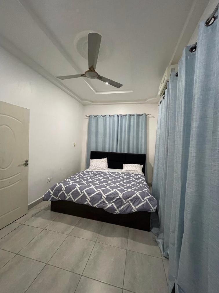 Fully furnished 3-bedroom apartment at Tse-Addo