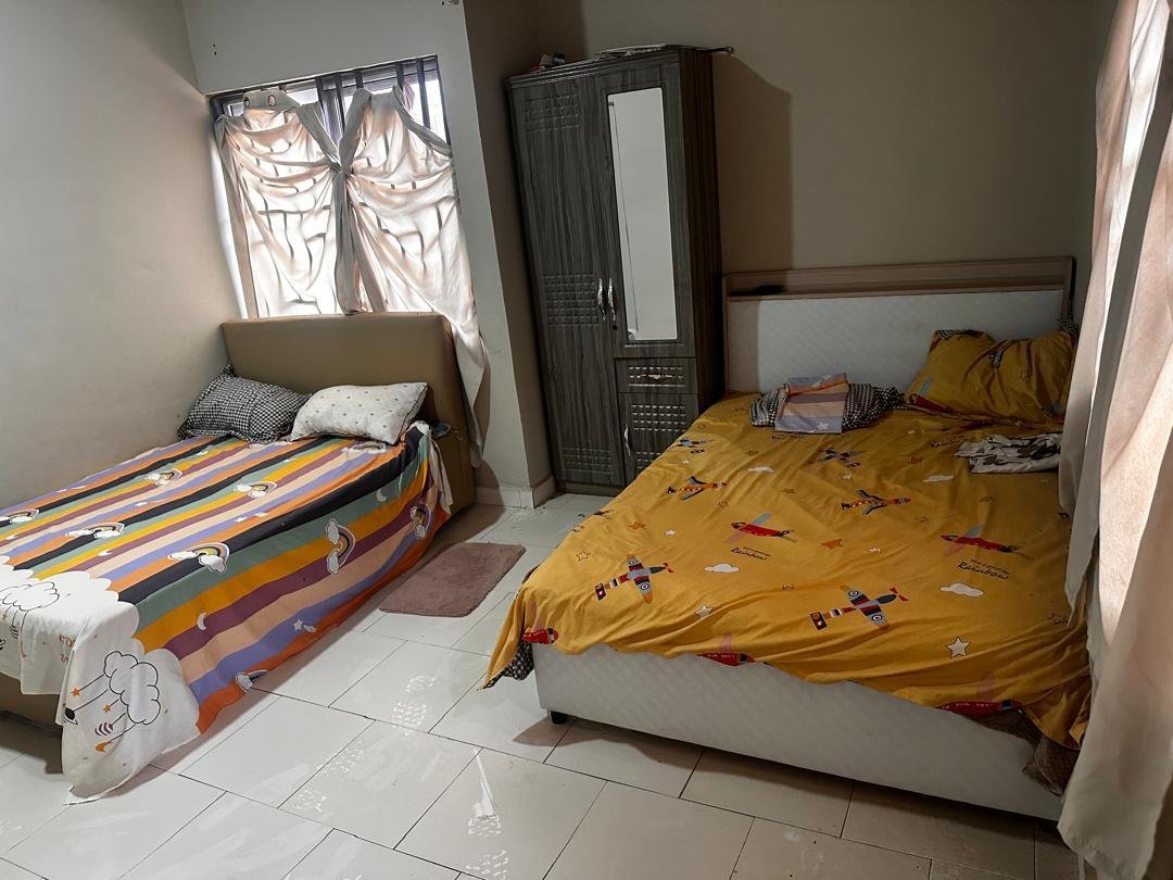 1 bedroom house at community 25