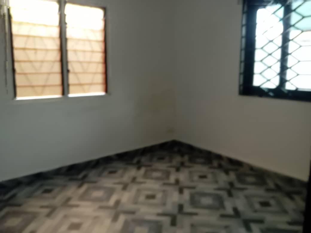 3-Bedroom House for Sale – Odumase Amanfrom