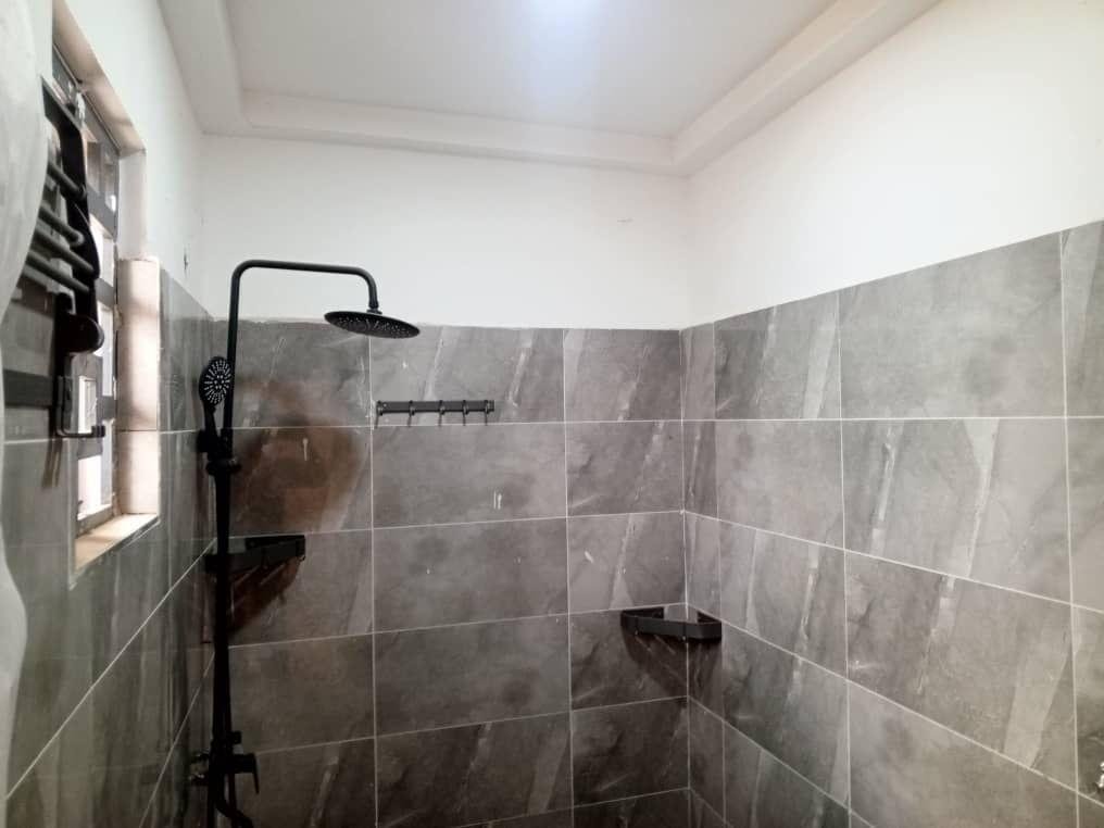 Newly Built Executive Single Room Self-Contained Apartment – Ablekuma Oduman