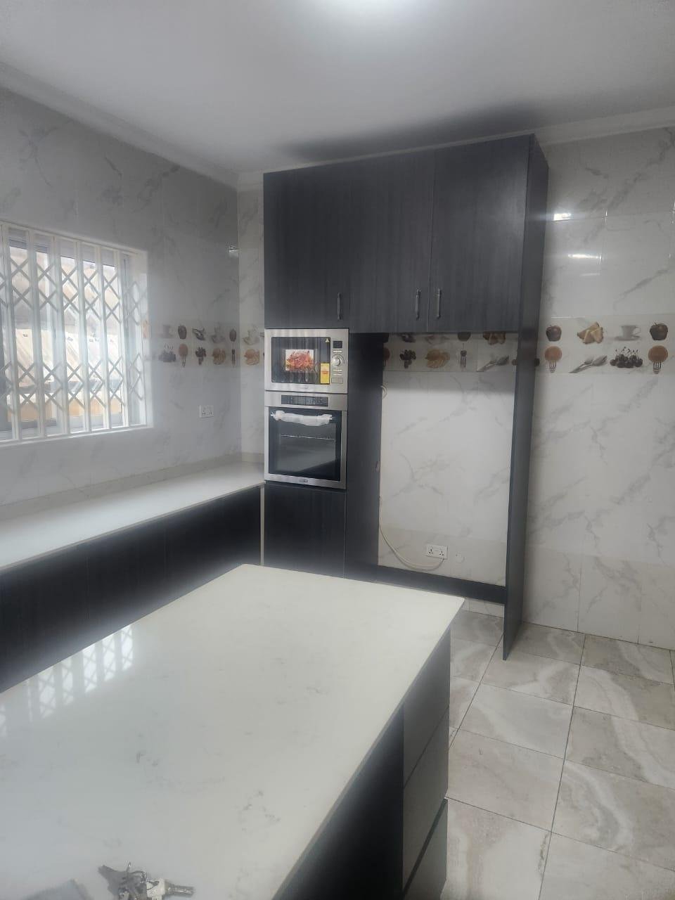 3-Bedroom House for Rent – Adenta Malejo