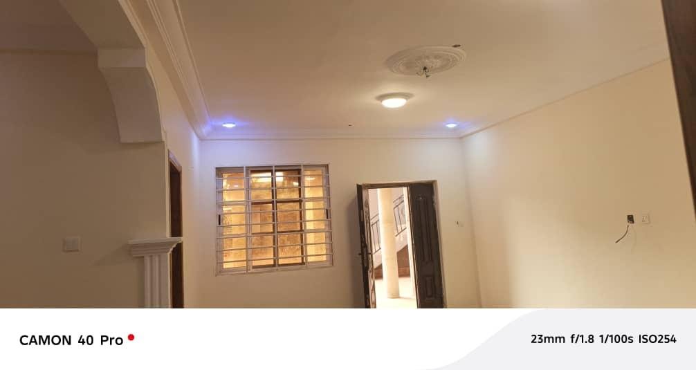 2-Bedroom Self-Contained Apartment for Rent – West Hills Mall Area