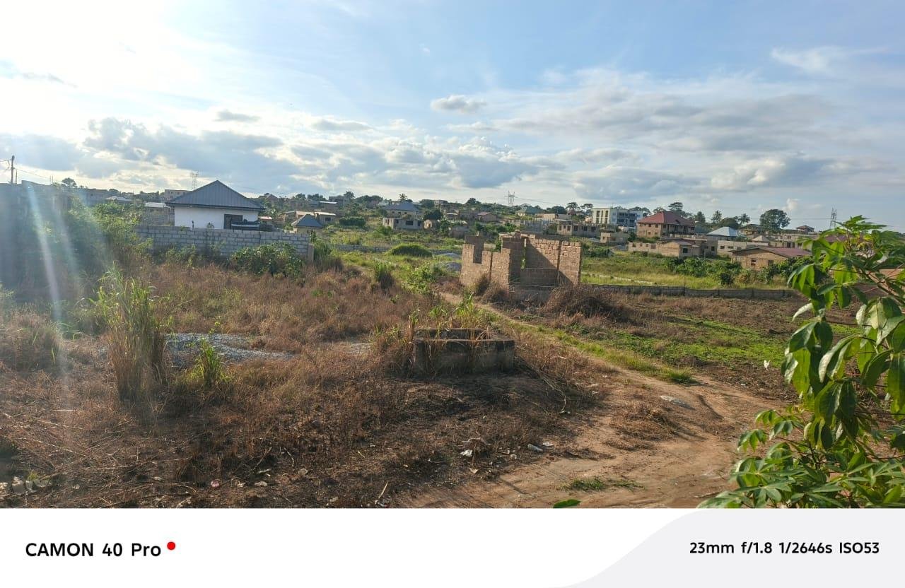 1 Plot of Land with 2 Single Rooms for Sale – Amasaman Danchira