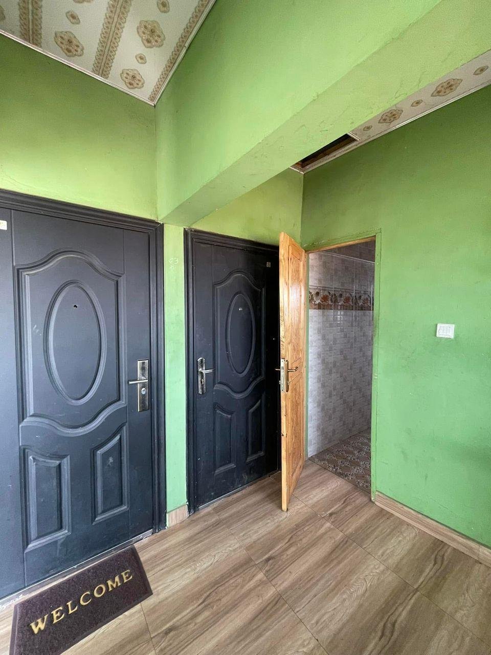 Chamber & Self-Contained Apartment for Rent – Lapaz