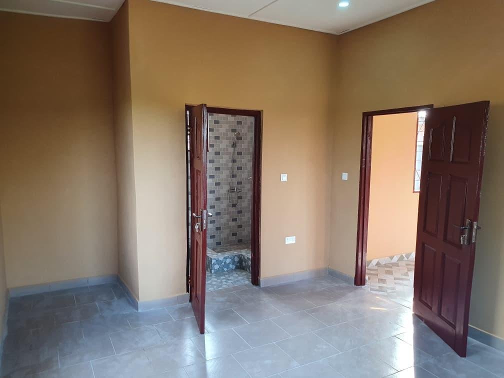 Chamber and Hall Self-Contain for Rent – Ashalaja, Amasaman
