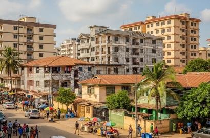 Neighborhood & Community Insights